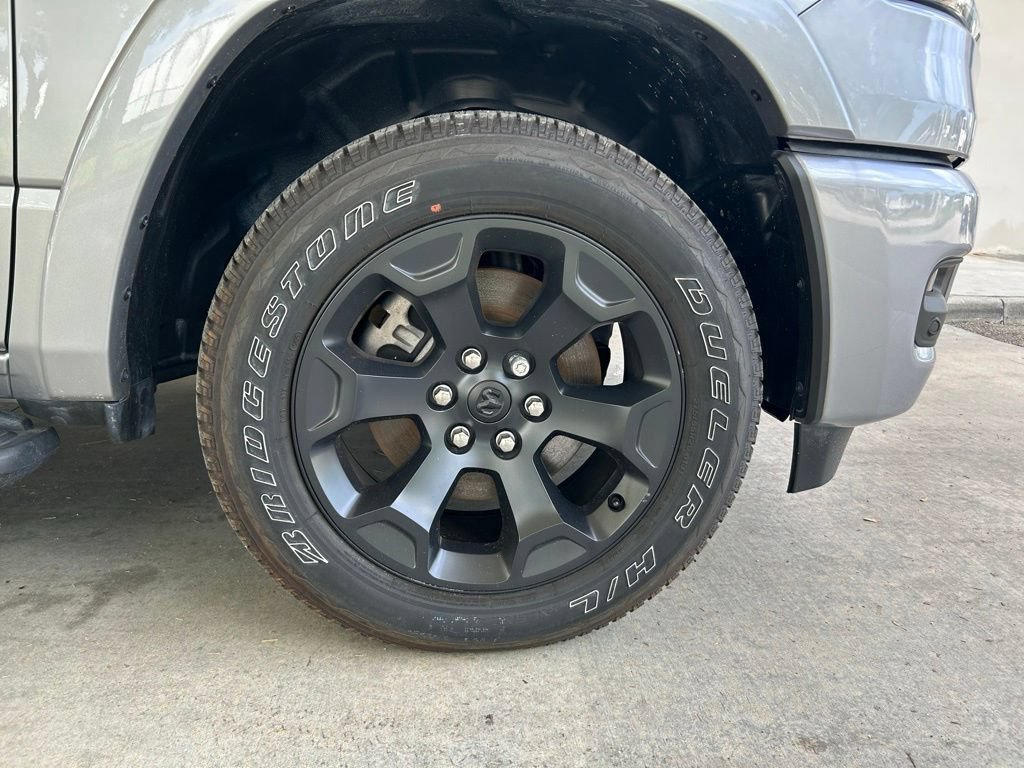 Used 2025 RAM 1500 Big Horn AWD/4WD image 23