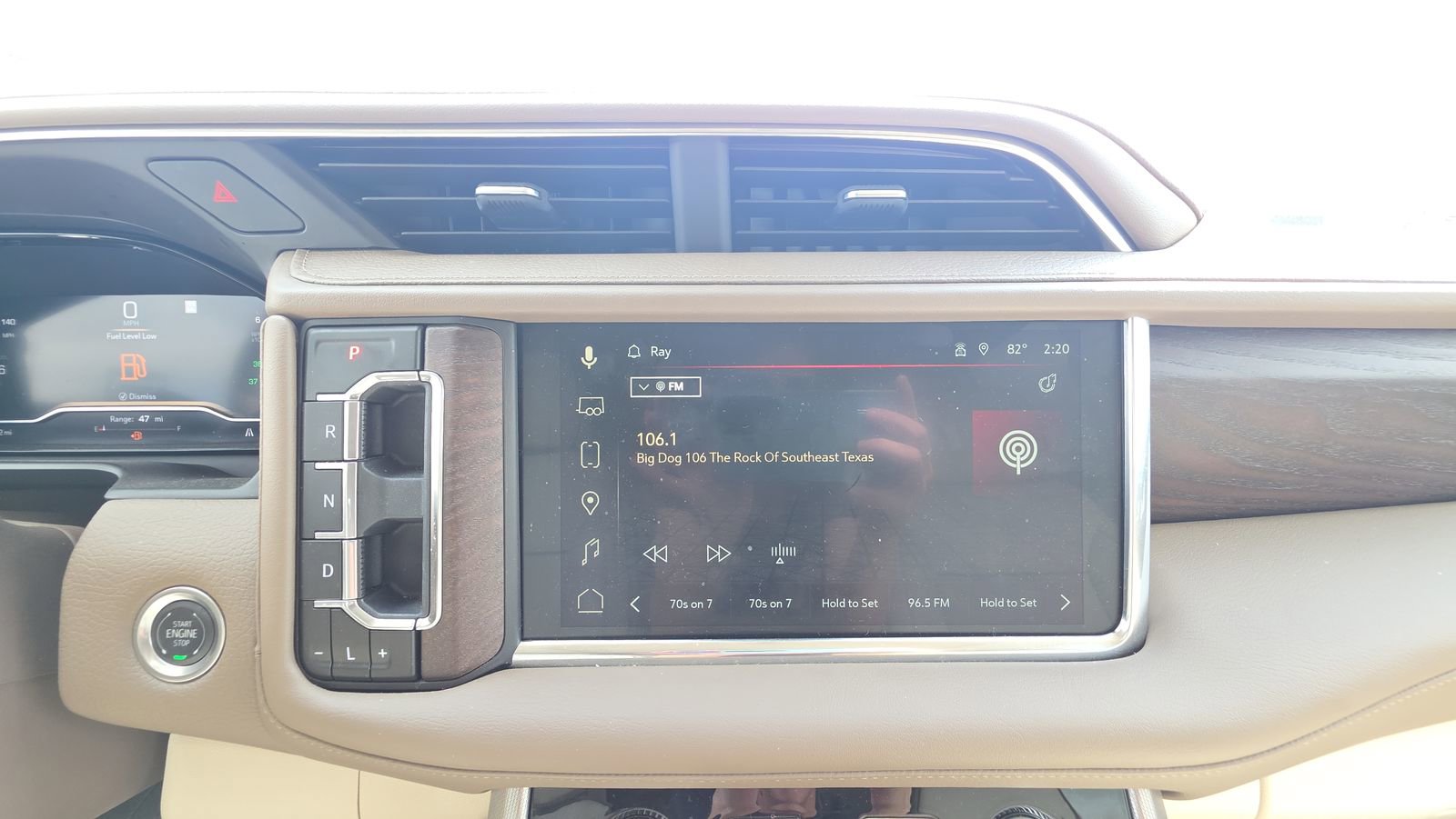 Used 2024 GMC Yukon Denali w/ Denali Reserve Package image 12