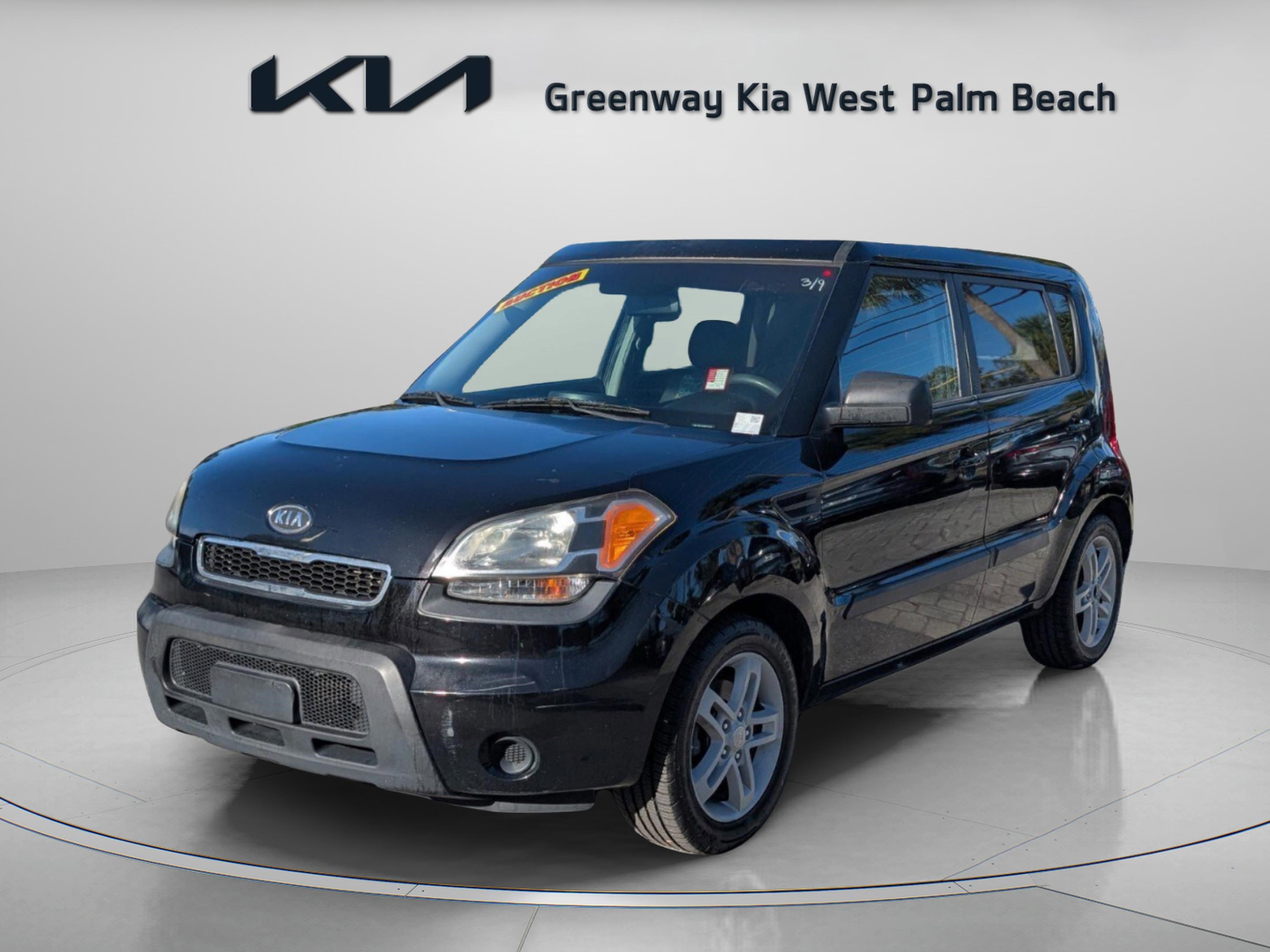 Used 2011 Kia Soul + image 3