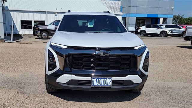 New 2026 Chevrolet Equinox ACTIV w/ Convenience Package III image 3