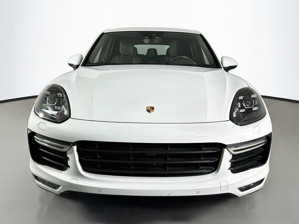 Used 2015 Porsche Cayenne Turbo AWD/4WD image 6
