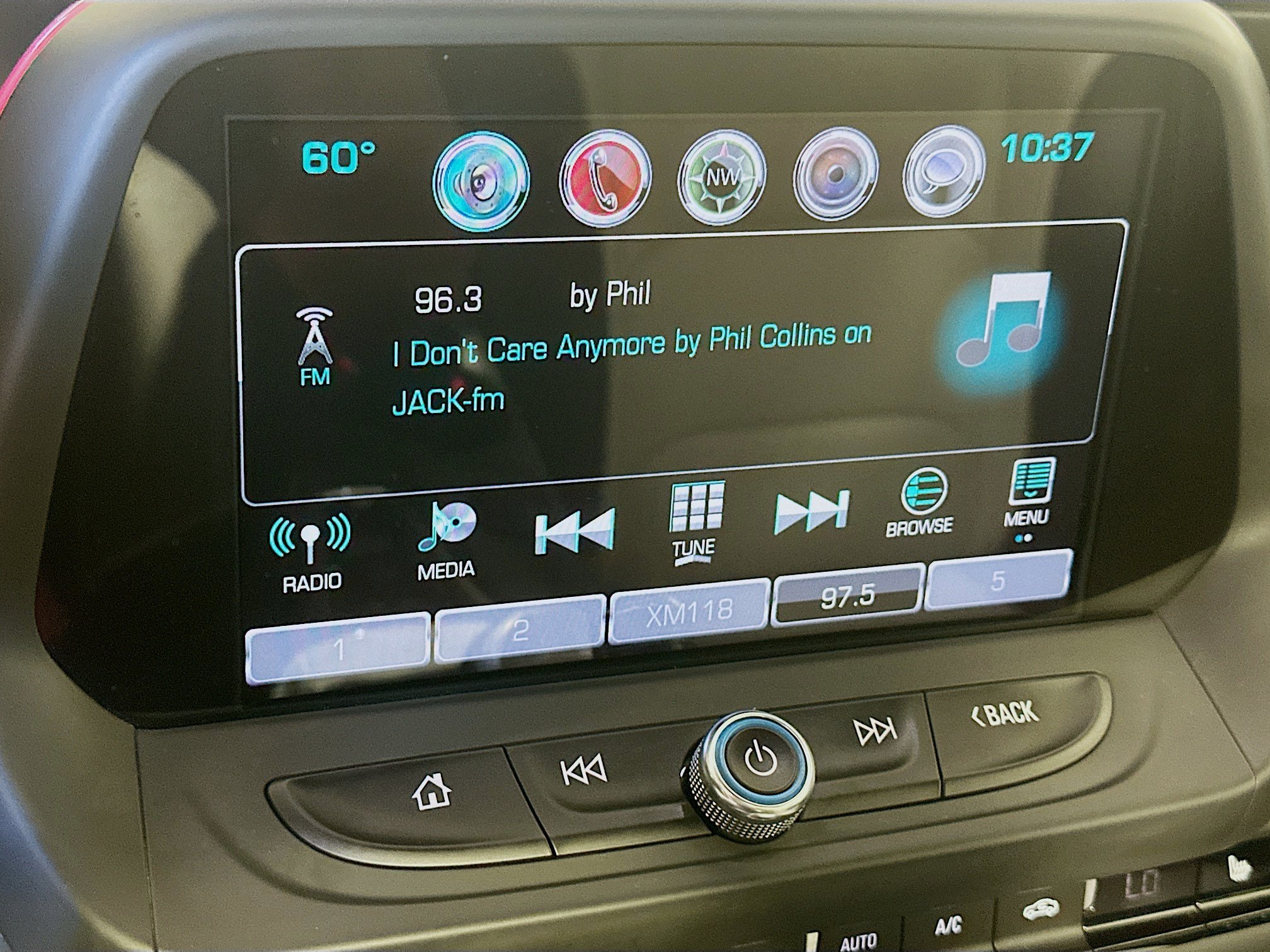 Used 2017 Chevrolet Camaro SS RWD image 21