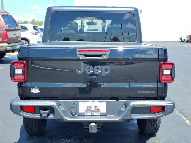 Used 2021 Jeep Gladiator Sport AWD/4WD image 28