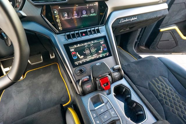 Used 2023 Lamborghini Urus Performante image 72