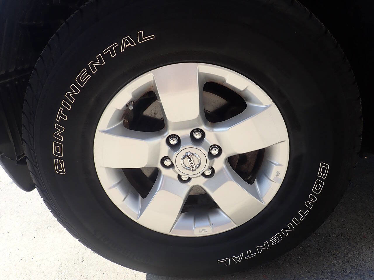 Used 2012 Nissan Frontier SV w/ SV Premium Utility Pkg image 32