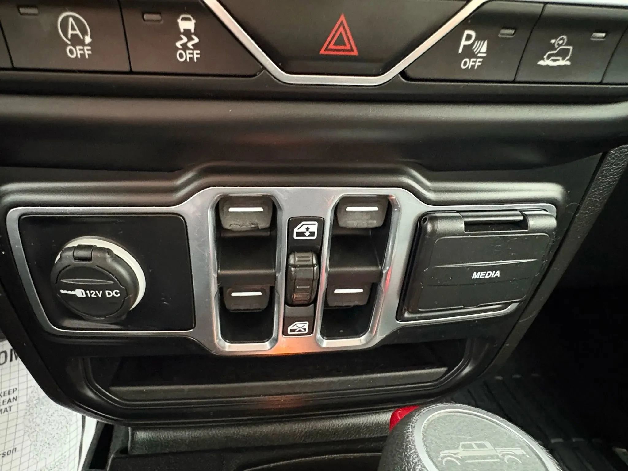 Used 2020 Jeep Gladiator Overland image 45