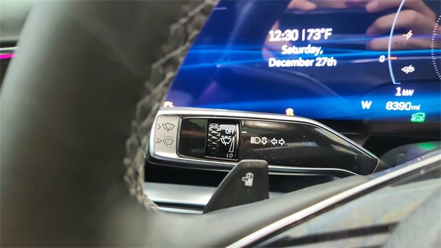 Used 2024 Cadillac Lyriq Luxury image 44