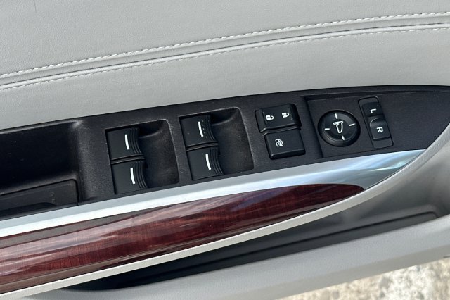 Used 2016 Acura TLX V6 FWD image 12