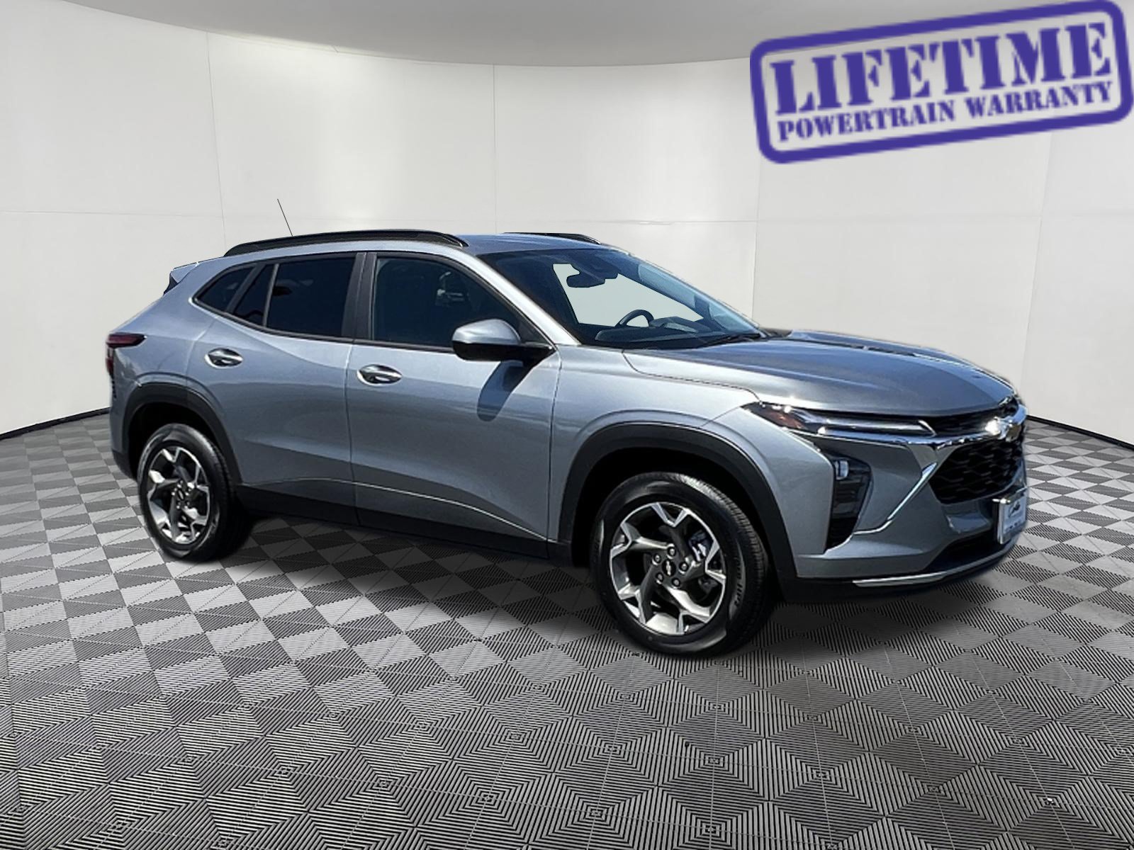 New 2026 Chevrolet Trax LT w/ Driver Confidence Package FWD image 1
