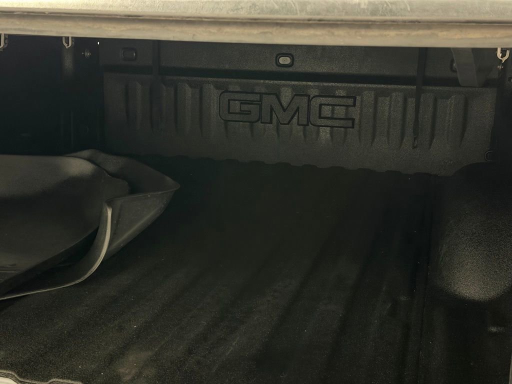 Used 2017 GMC Sierra 1500 SLE image 18