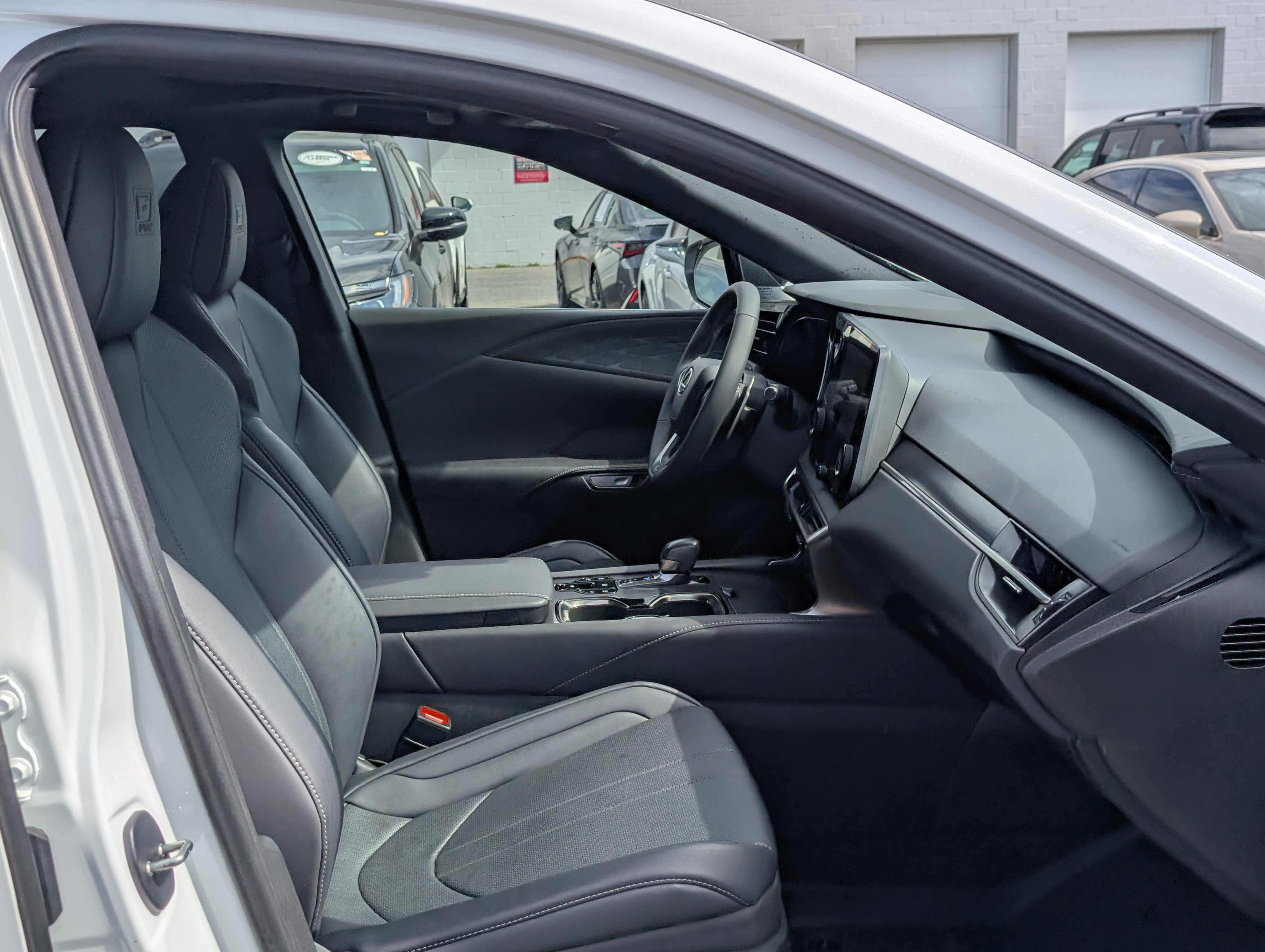 Used 2024 Lexus RX 350 F Sport w/ Technology Package AWD/4WD image 12