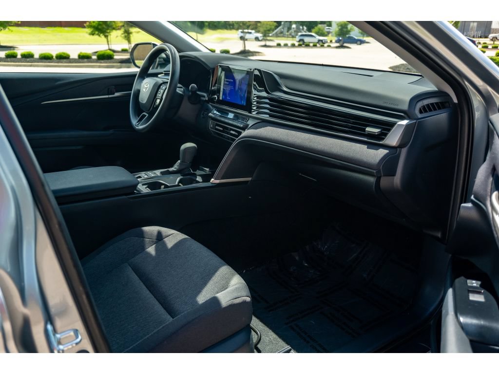 Used 2026 Toyota Camry LE FWD image 19