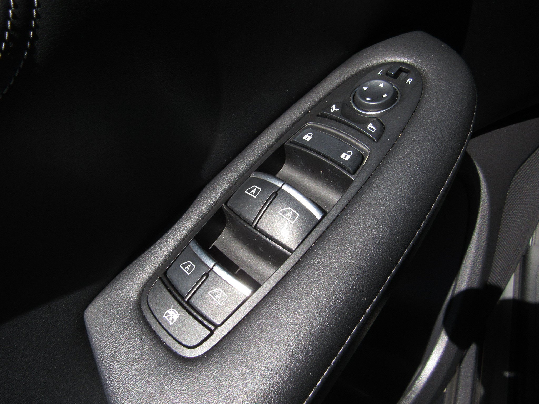 Used 2023 INFINITI QX55 Essential AWD/4WD image 24