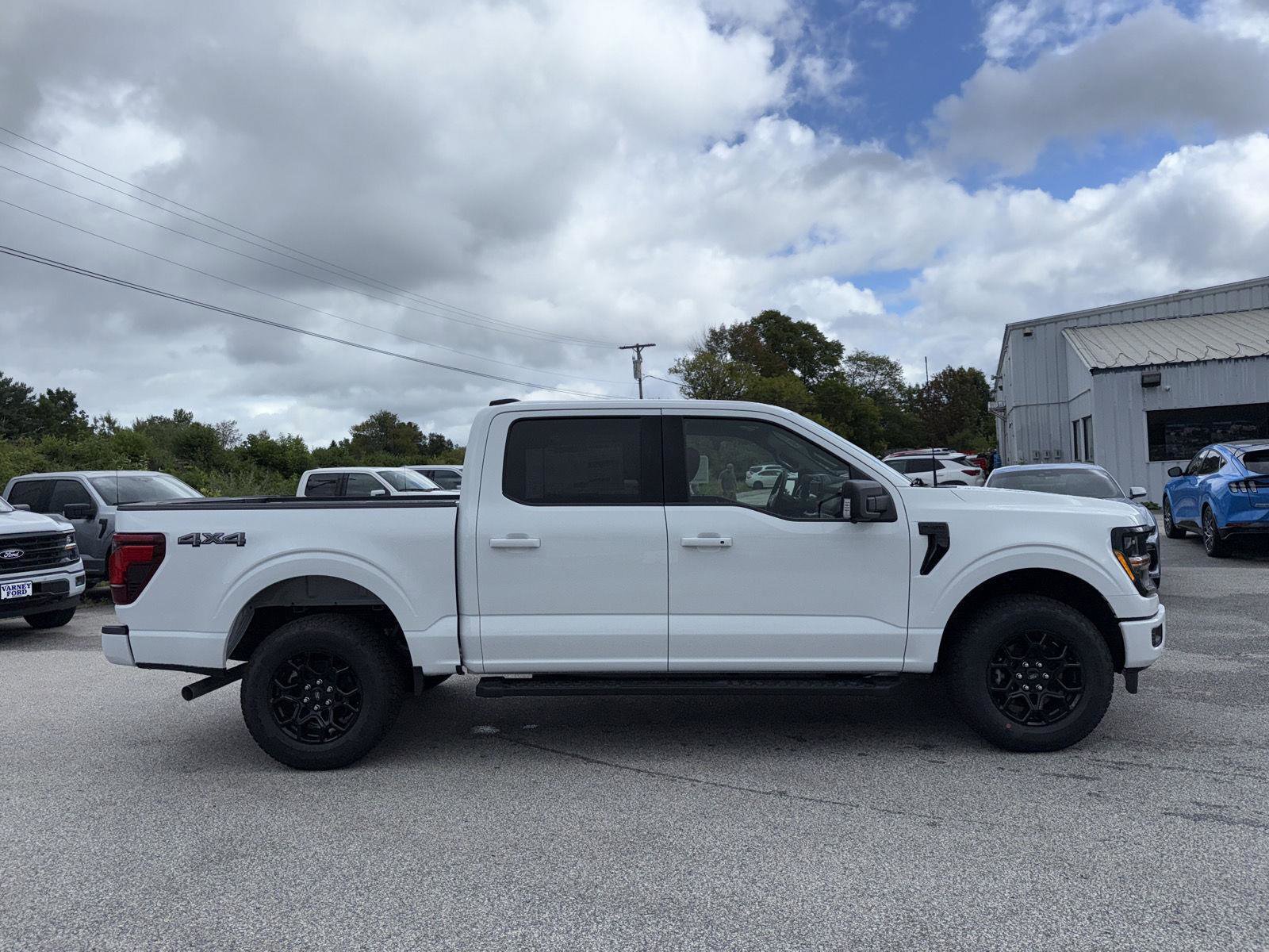 New 2025 Ford F150 XLT w/ Equipment Group 302A MID image 4