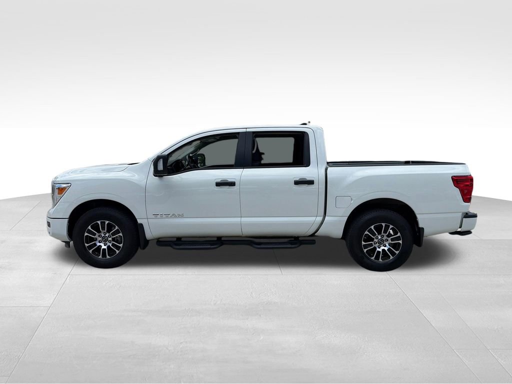 Certified 2024 Nissan Titan SV w/ SV Convenience Package AWD/4WD image 4