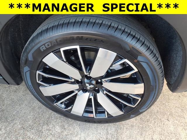 Used 2025 Mitsubishi Outlander SE image 20