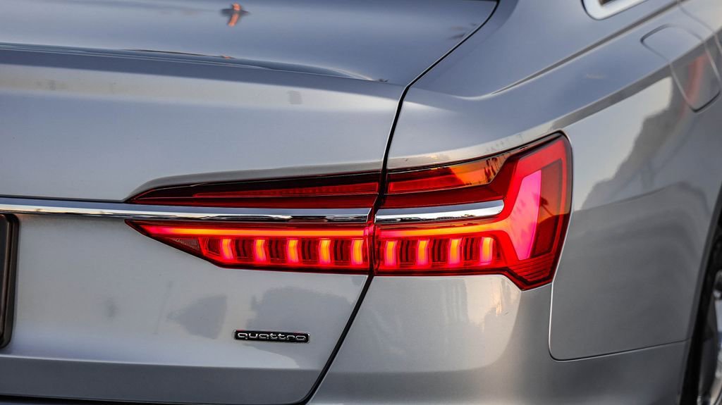 Used 2024 Audi A6 Premium Plus image 9