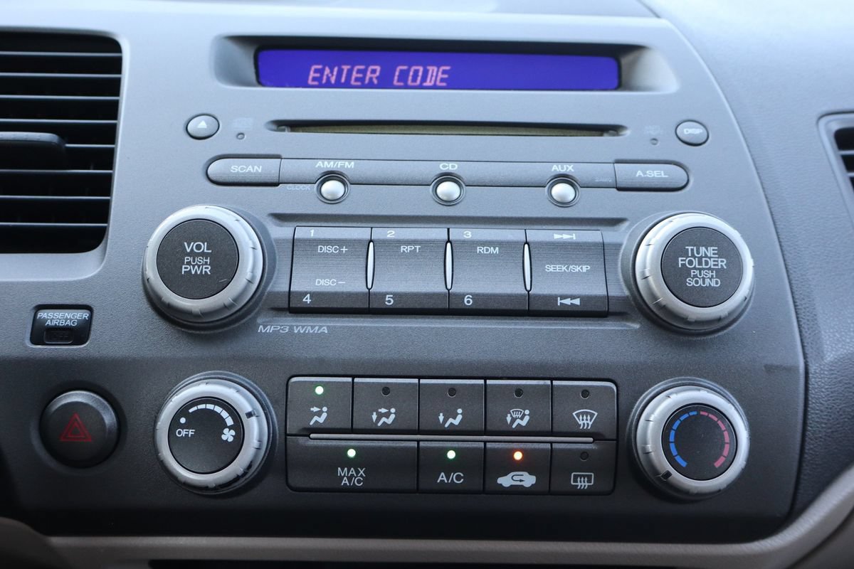 Used 2010 Honda Civic LX image 33