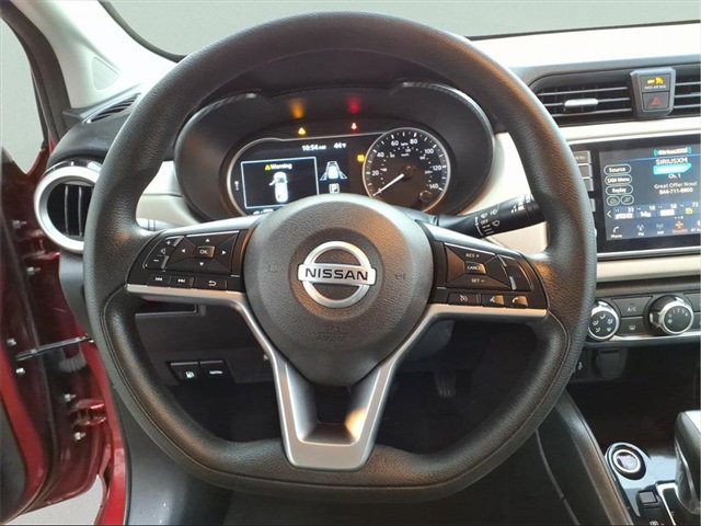 Used 2021 Nissan Versa SV image 14