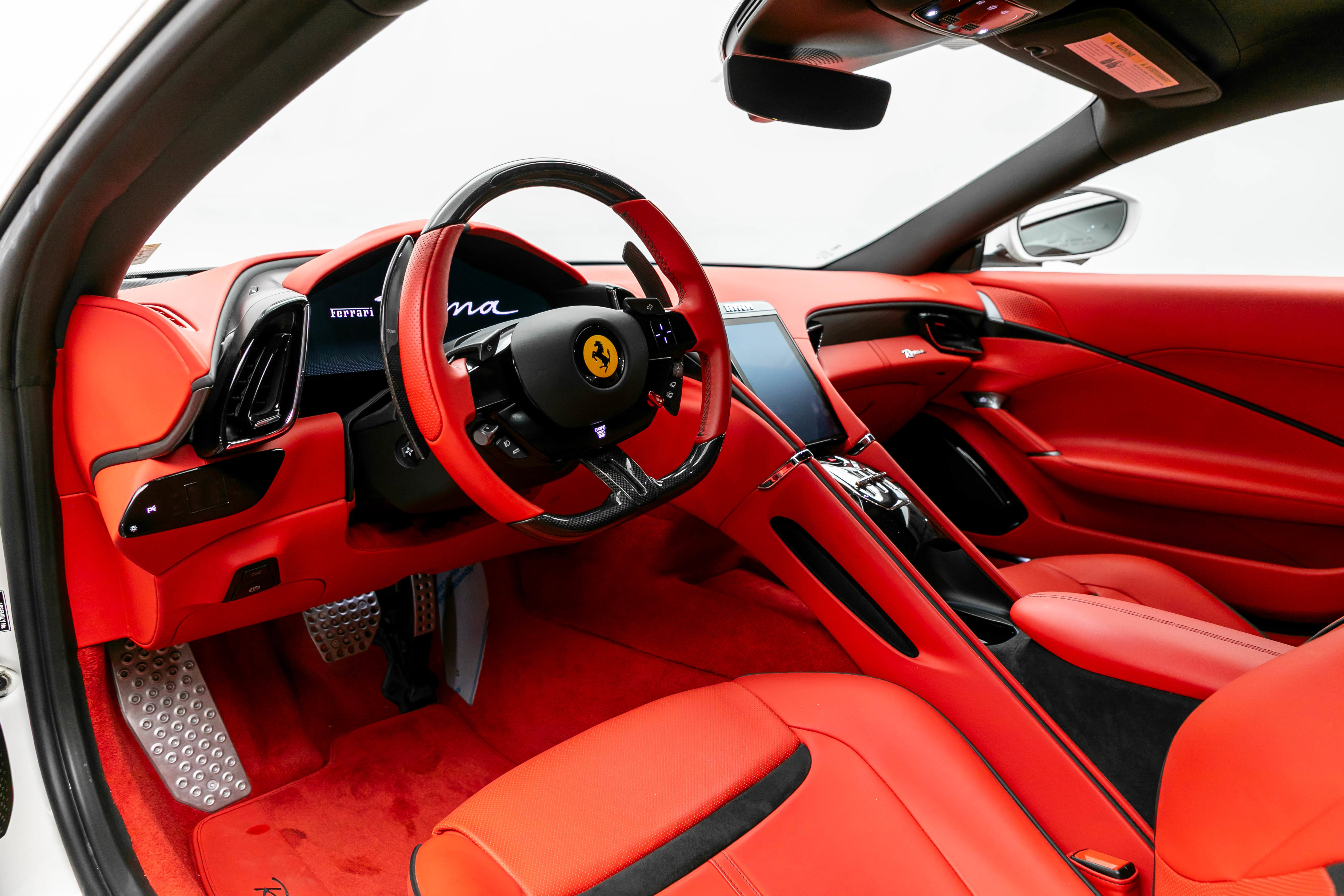 Certified 2022 Ferrari Roma image 4
