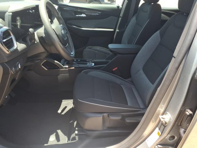 Used 2025 Chevrolet TrailBlazer LS AWD/4WD image 11