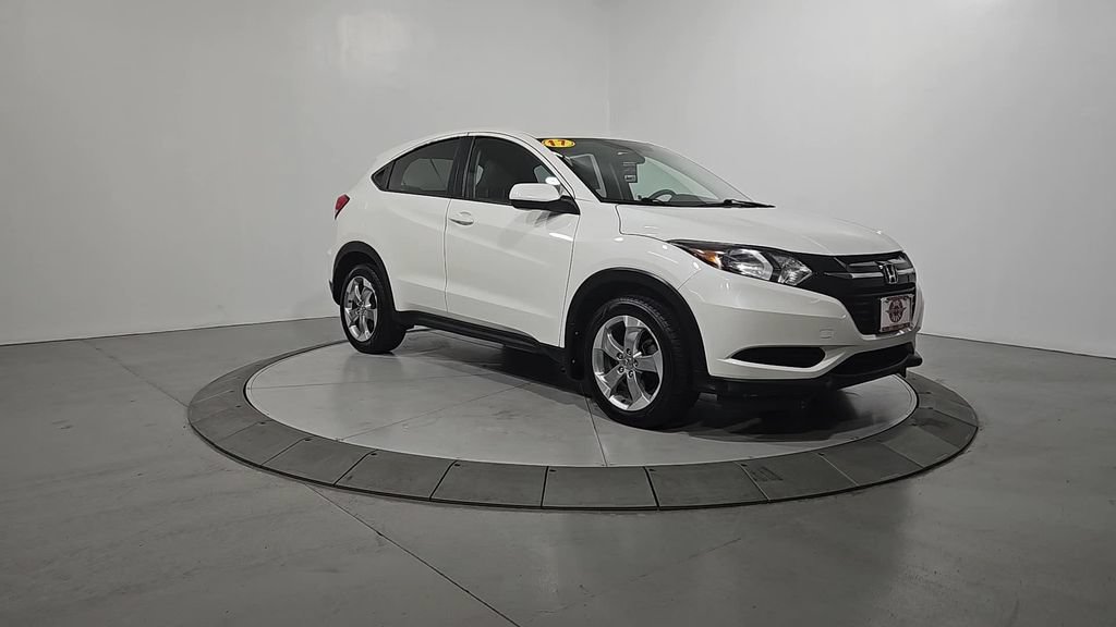 Used 2017 Honda HR-V LX image 7