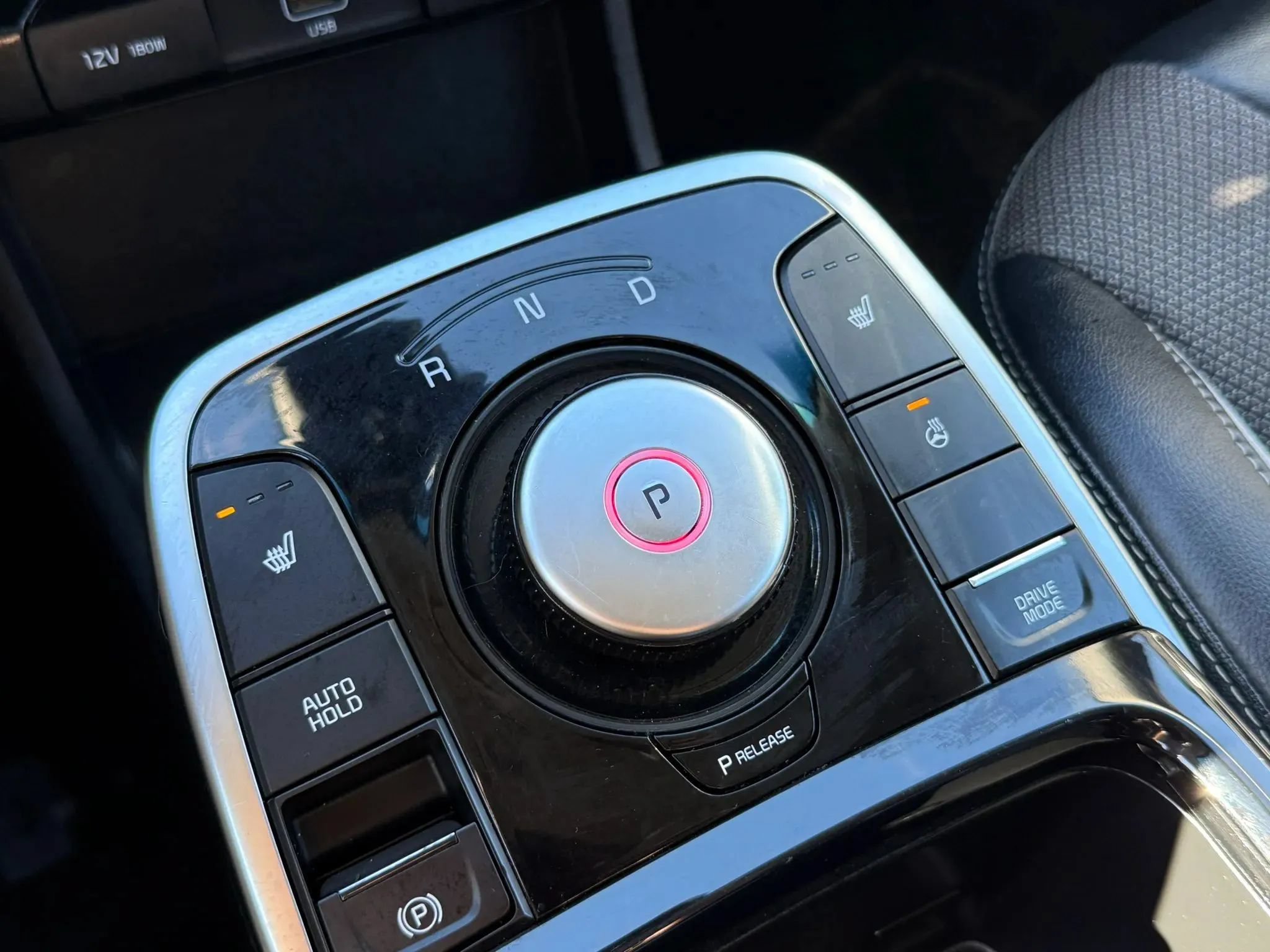Used 2022 Kia Niro EX w/ Cold Weather Package FWD image 25