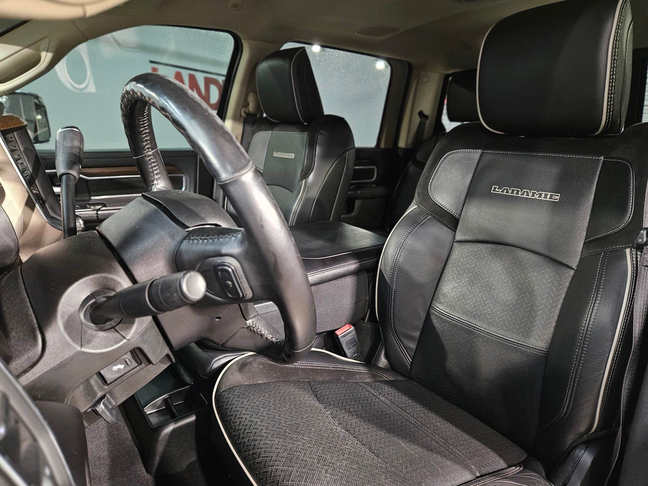 Used 2022 RAM 2500 Laramie image 24