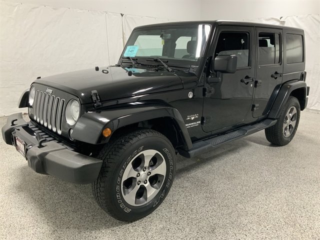 Used 2017 Jeep Wrangler Unlimited Sahara image 7