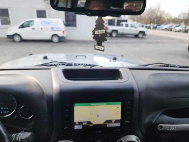 Used 2014 Jeep Wrangler Unlimited Sahara w/ Max Tow Package image 25