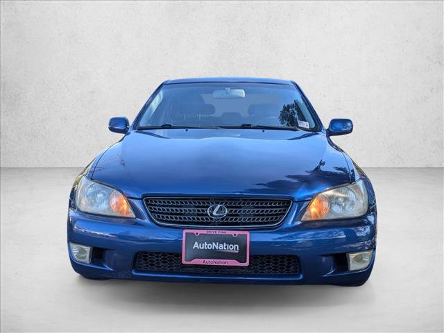 Used 2002 Lexus IS 300 image 2