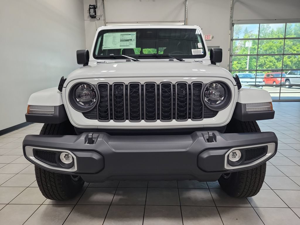 New 2026 Jeep Gladiator Sport AWD/4WD image 2