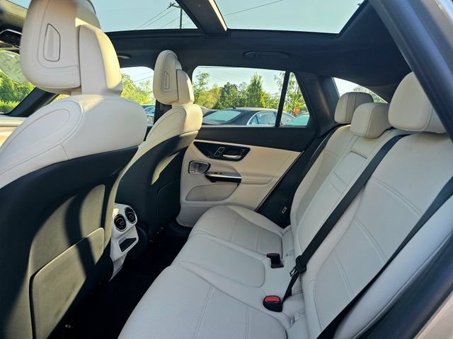 Used 2023 Mercedes-Benz GLC 300 4MATIC image 22