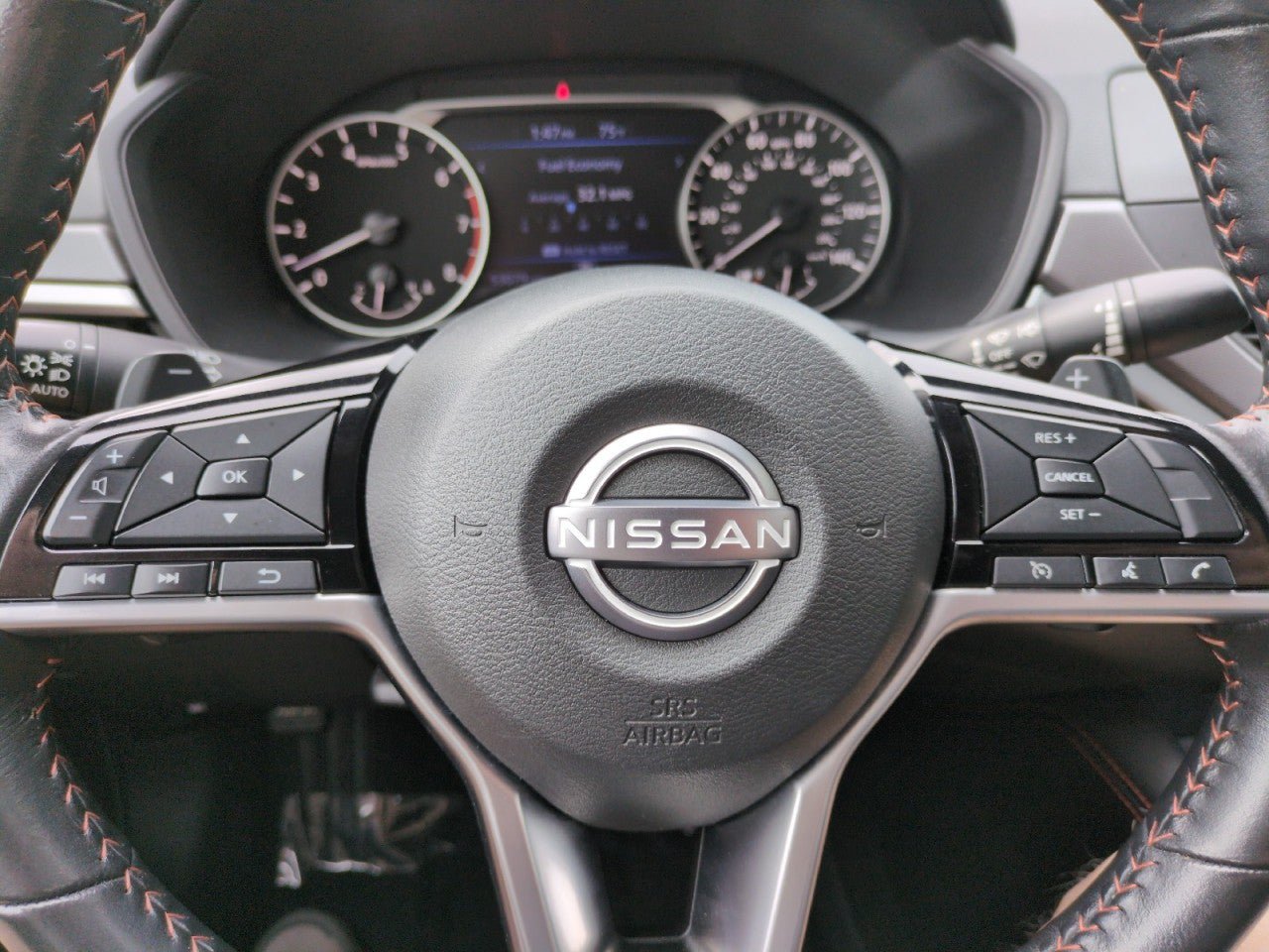 Used 2025 Nissan Altima 2.5 SR FWD image 16