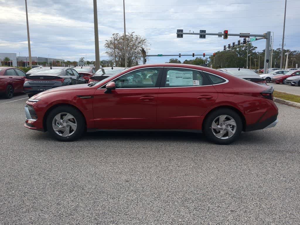 New 2026 Hyundai Sonata SE FWD image 3