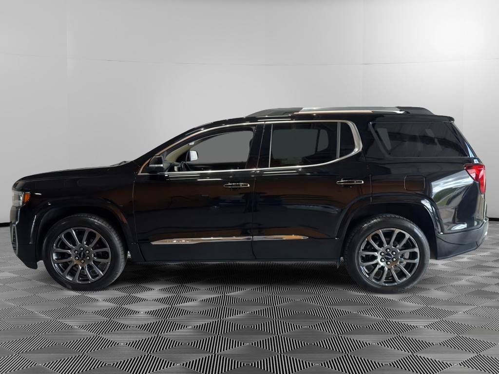 Used 2023 GMC Acadia Denali w/ Black Diamond Edition AWD/4WD image 2