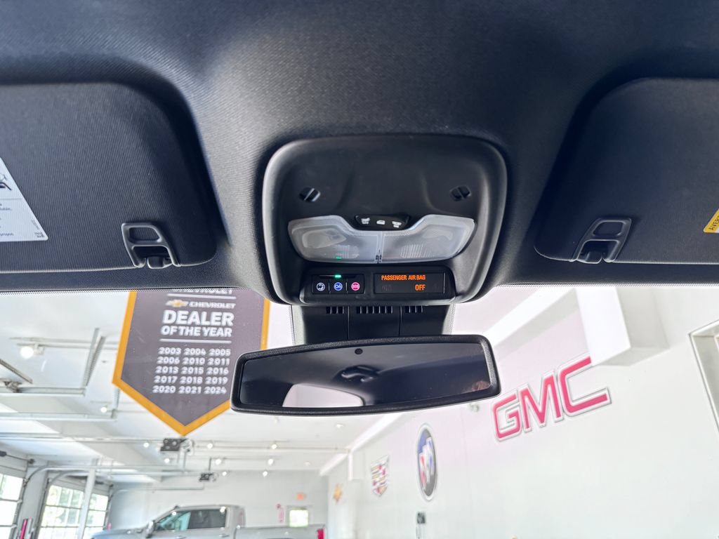 Used 2024 GMC Canyon AT4 w/ AT4 Premium Package AWD/4WD image 28
