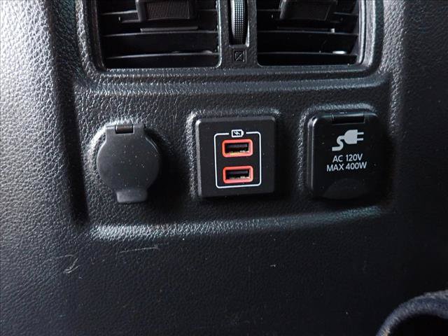 Used 2021 Nissan Titan PRO-4X AWD/4WD image 11