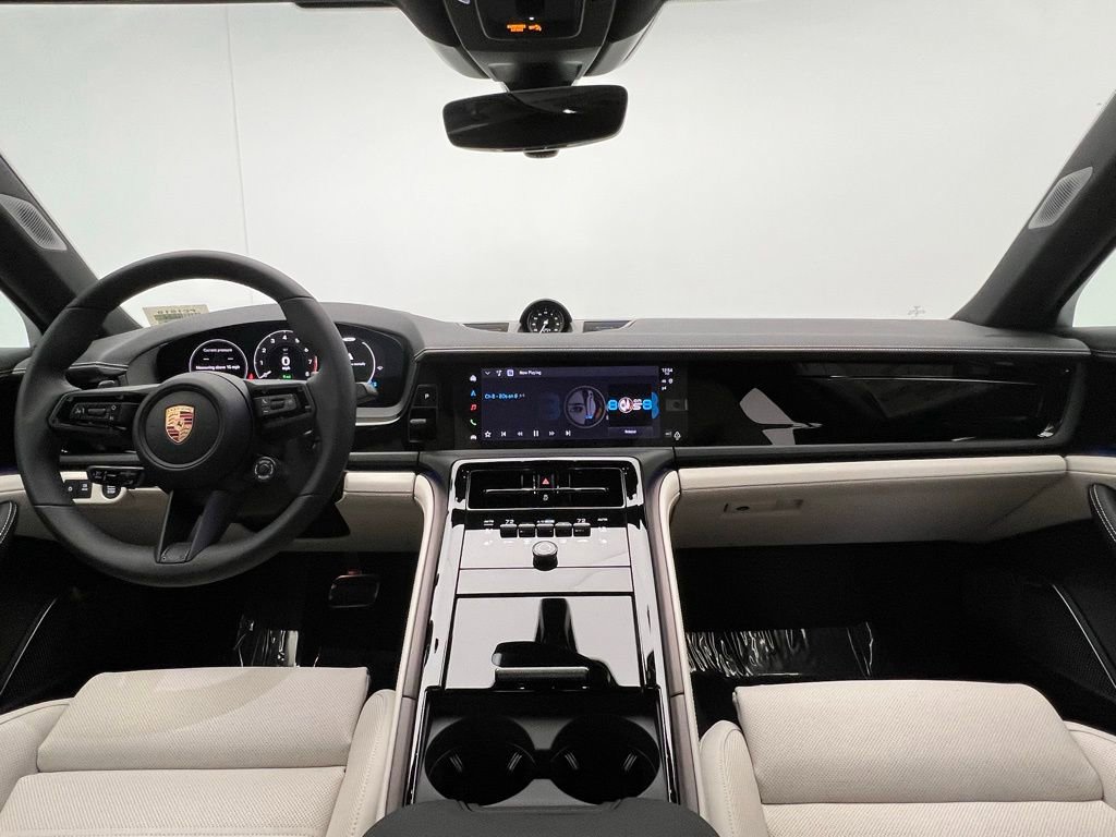 New 2026 Porsche Panamera 4 image 6