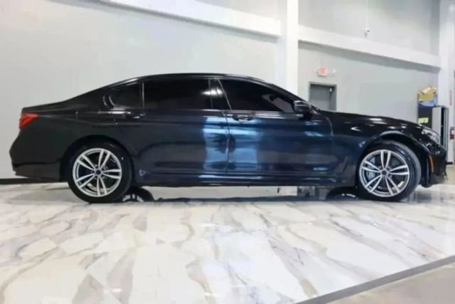 Used 2016 BMW 750i xDrive AWD/4WD image 38