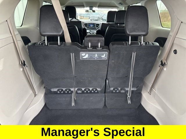 Used 2020 Chrysler Voyager Lxi image 35