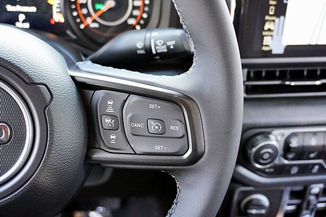 New 2025 Jeep Gladiator Sport S image 42