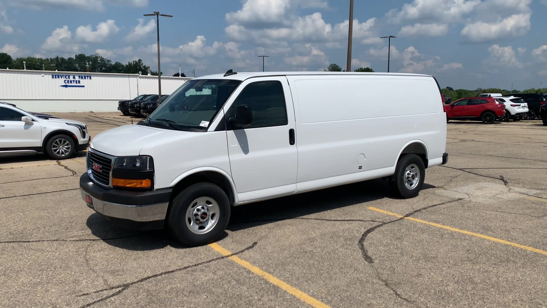 New 2025 GMC Savana 2500 Extended w/ Driver Convenience Package RWD image 28