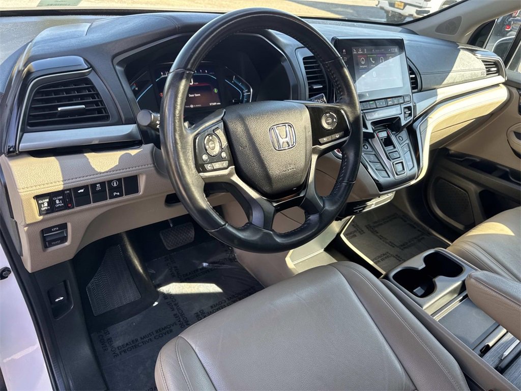 Used 2023 Honda Odyssey Touring image 37