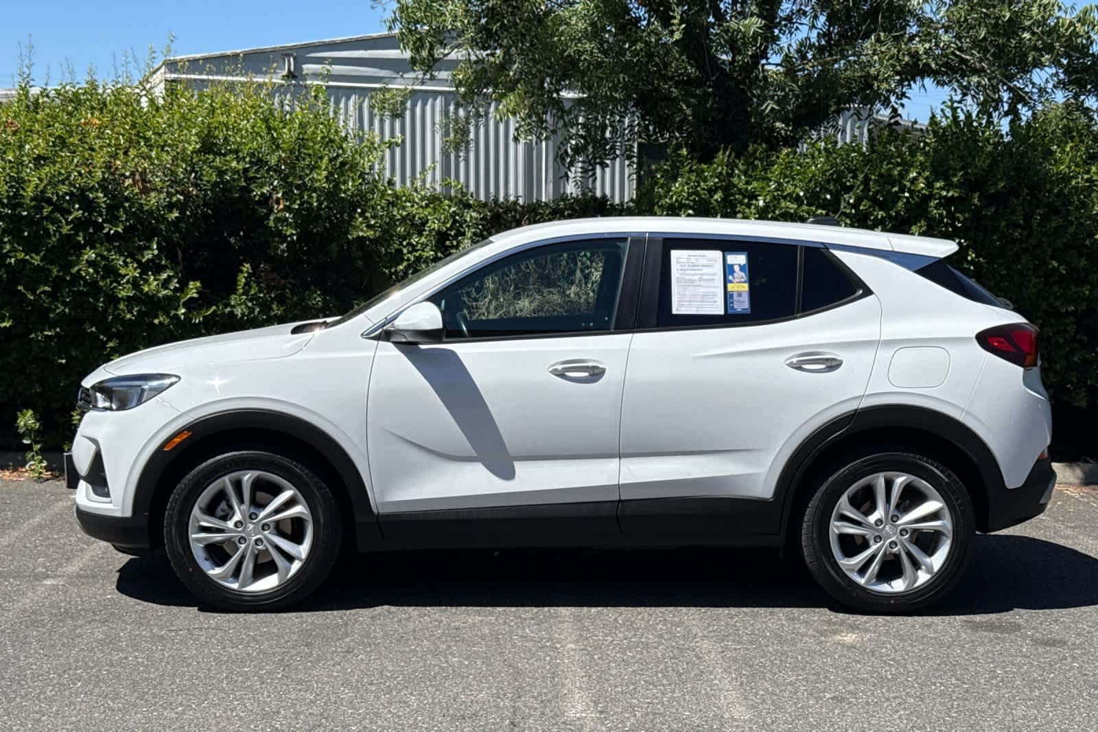 Used 2023 Buick Encore GX Preferred w/ Cold Weather Comfort Package FWD image 6