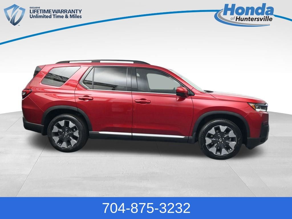 New 2026 Honda Pilot Touring image 3