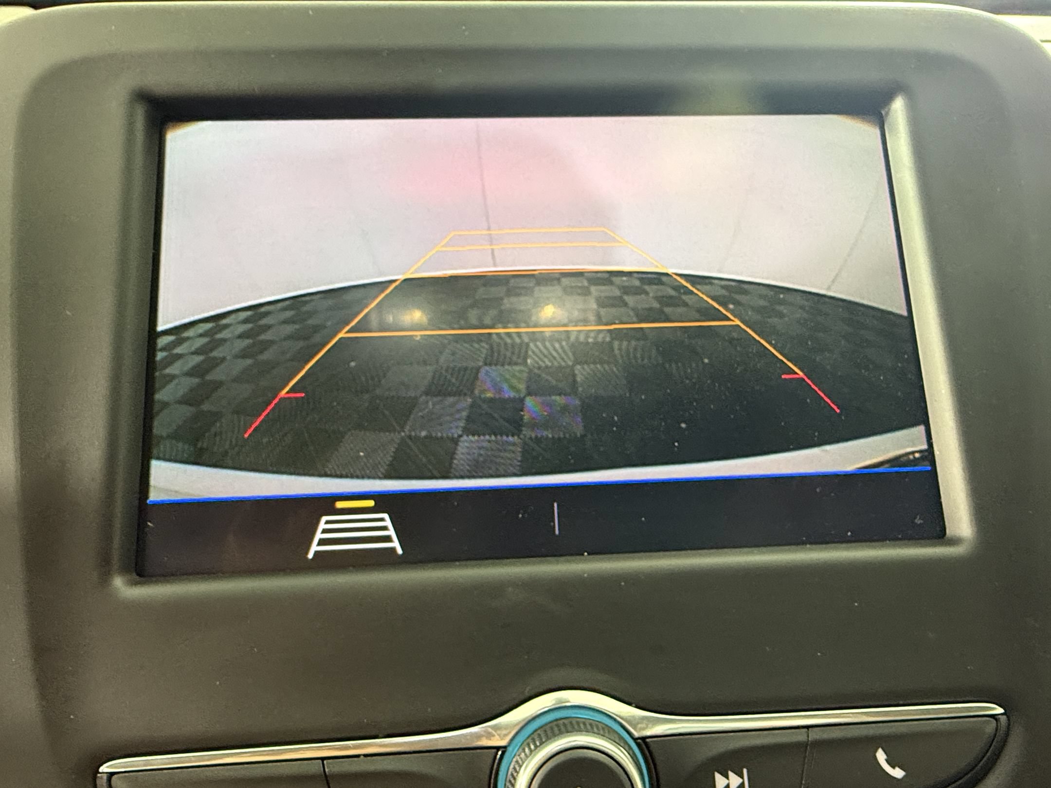 Used 2020 Chevrolet Equinox LT FWD image 19