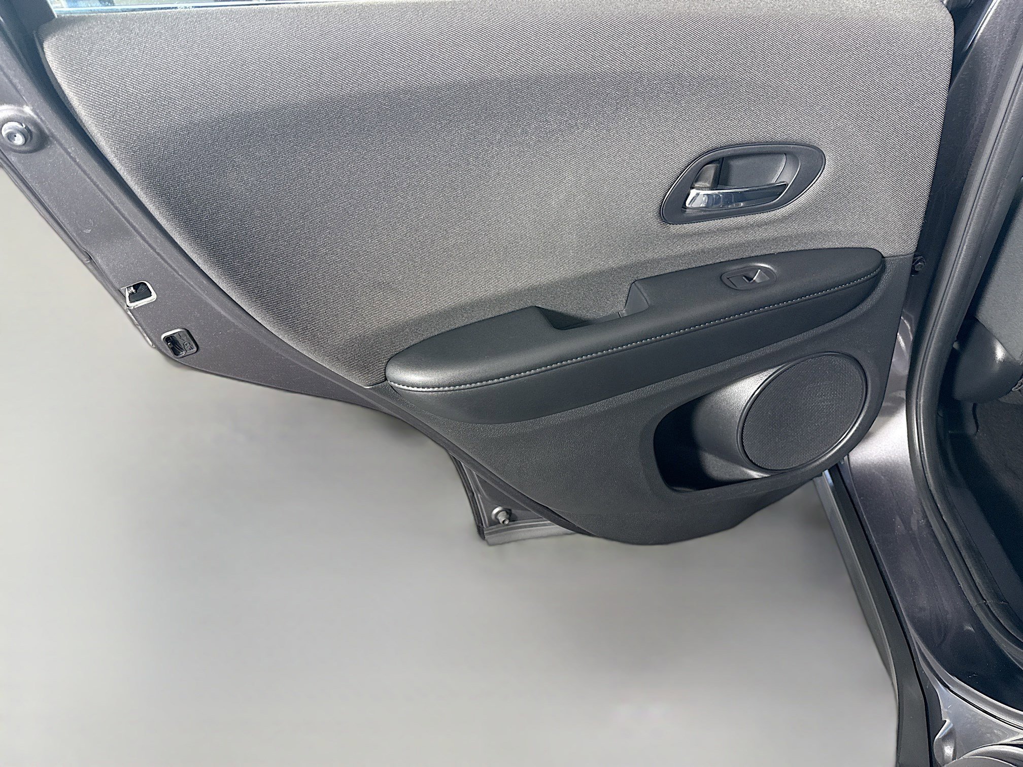 Used 2019 Honda HR-V LX image 25