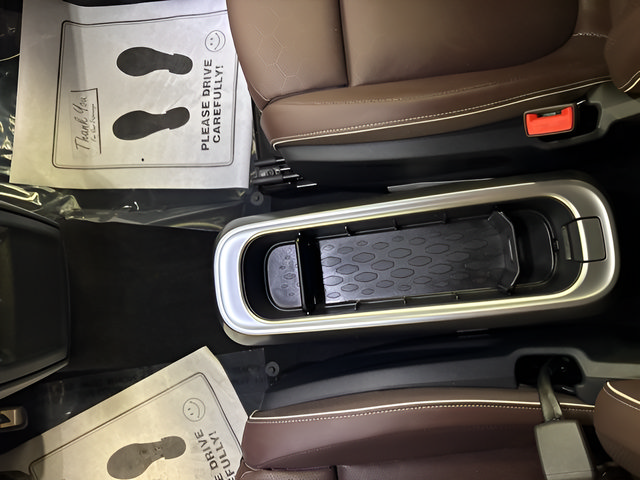 New 2025 Volkswagen ID. Buzz Pro S RWD image 15