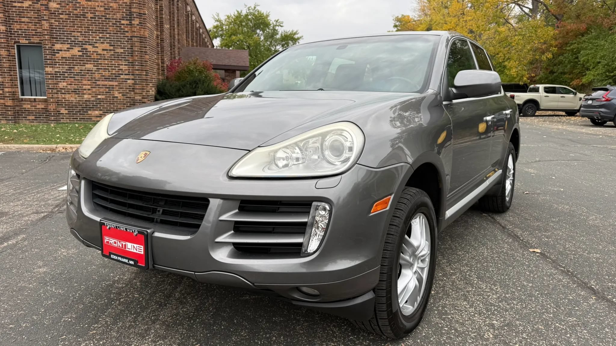 Used 2010 Porsche Cayenne AWD/4WD image 16